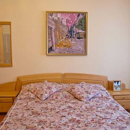 Apartman Na Zahradni Κάρλοβι Βάρι Εξωτερικό φωτογραφία