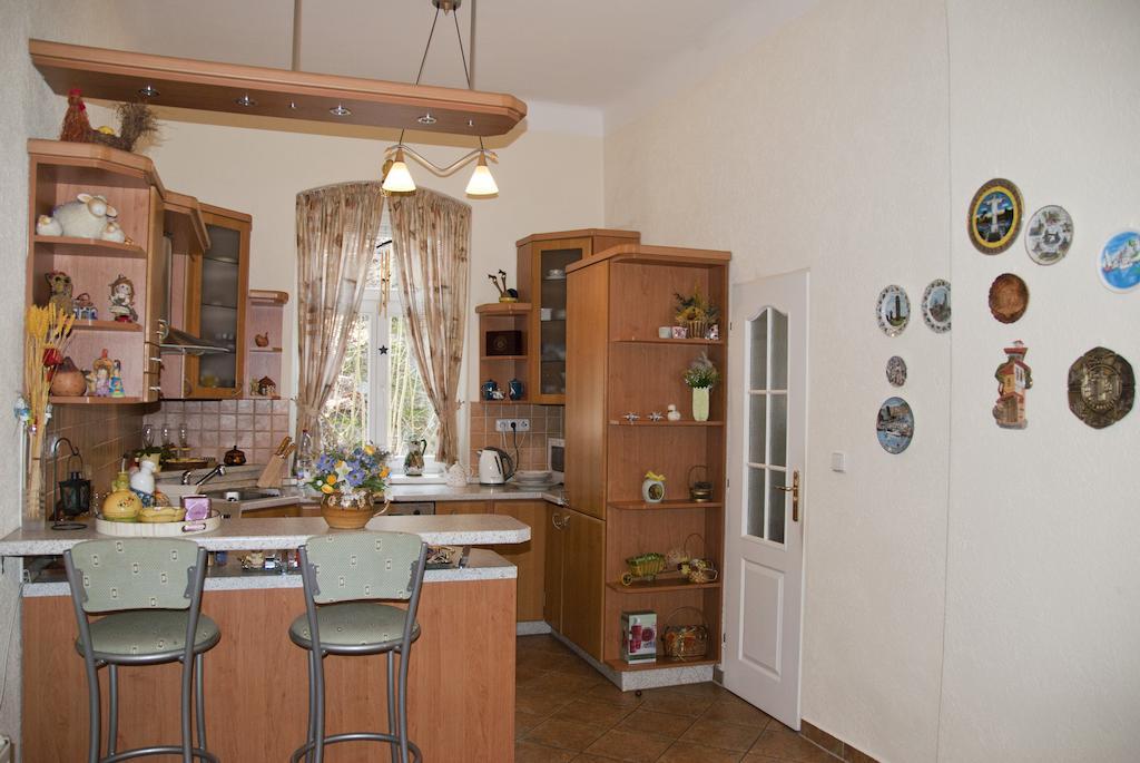 Apartman Na Zahradni Κάρλοβι Βάρι Δωμάτιο φωτογραφία