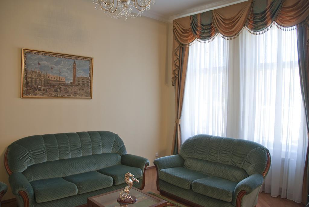 Apartman Na Zahradni Κάρλοβι Βάρι Δωμάτιο φωτογραφία