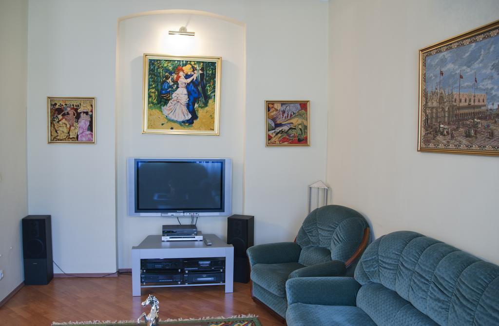 Apartman Na Zahradni Κάρλοβι Βάρι Δωμάτιο φωτογραφία
