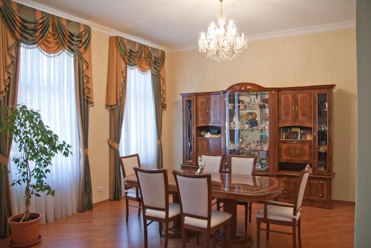 Apartman Na Zahradni Κάρλοβι Βάρι Εξωτερικό φωτογραφία
