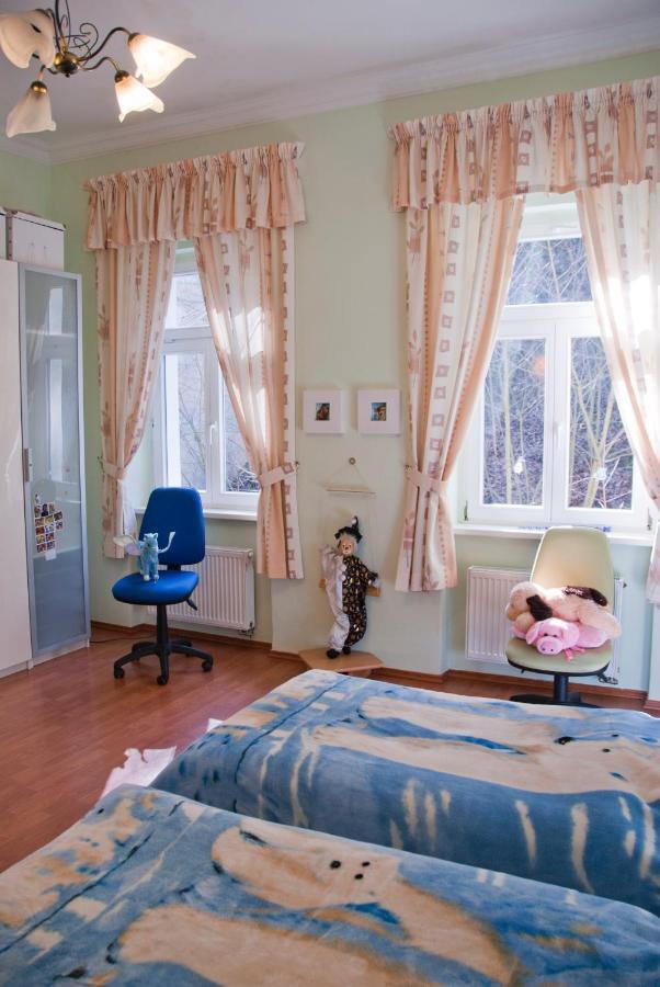 Apartman Na Zahradni Κάρλοβι Βάρι Εξωτερικό φωτογραφία