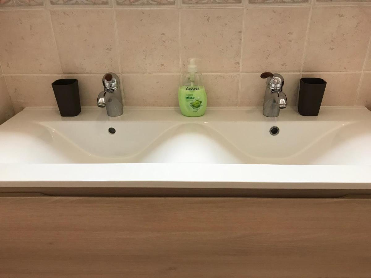 Apartman Na Zahradni Κάρλοβι Βάρι Εξωτερικό φωτογραφία